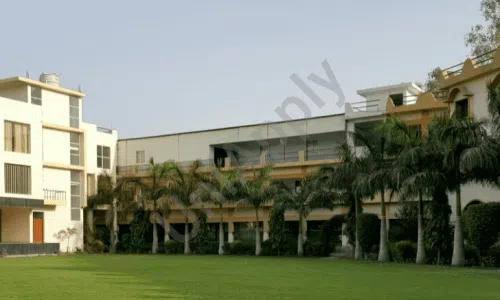 Drona Public School, Sector 9, Gurugram School Building