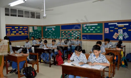 K.R. Mangalam World School, Sector 41, Gurugram Classroom