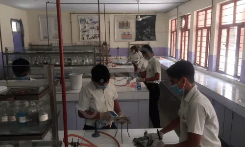 Laxmi International School, Manesar, Gurugram Science Lab