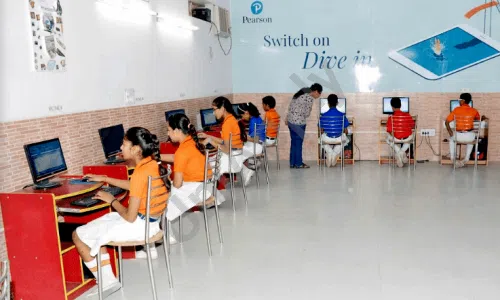 SCR Public School, Sheetla Colony Phase 2, Gurugram Computer Lab