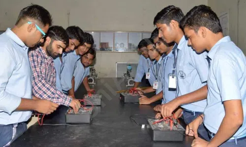Shiksha Bharti Public School, Sector 66, Gurugram Science Lab