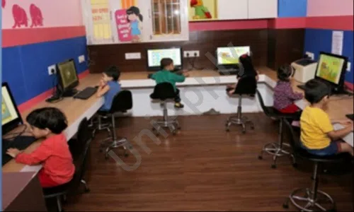 Bright Avenue School, Bahadurgarh Computer Lab
