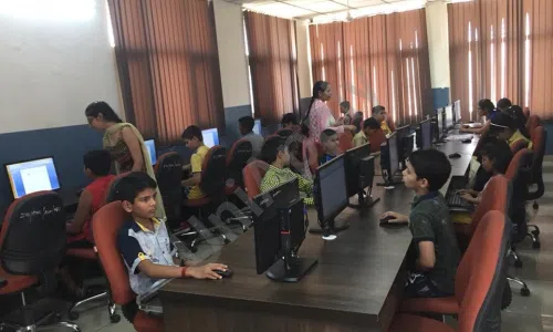DAV Police Public School, Police Line Colony, Sonipat Computer Lab