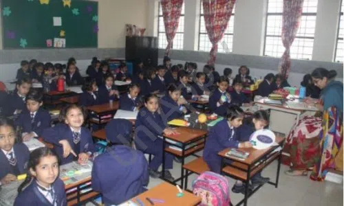 Holy Child Senior Secondary School, Narender Nagar, Sonipat Classroom 1
