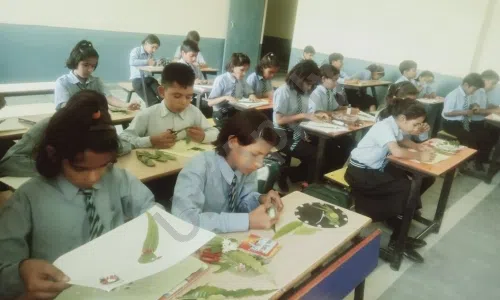 M.R.N. Public School, Rindhana, Sonipat Classroom