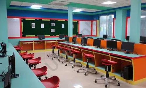 The Pushp World School, Vasant Vihar, Ganaur, Sonipat Computer Lab