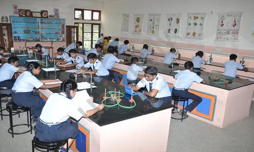 Karnataka Public School, Chokkanahalli, Yelahanka, Bangalore Science Lab