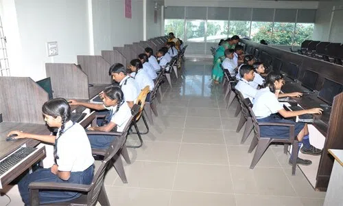 Karnataka Public School, Chokkanahalli, Yelahanka, Bangalore Computer Lab