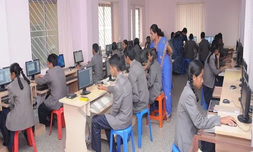 Maxwell Public School, Hrbr Layout, Kalyan Nagar, Bangalore Computer Lab
