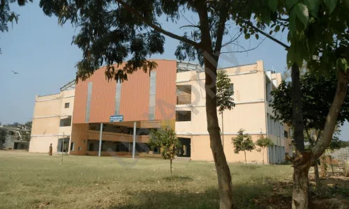 Sree Sharadamba Vidya Niketan, Rr Nagar, Bangalore School Building 1