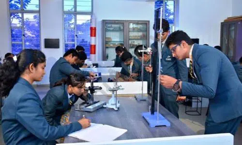 Dhruv Global School, Sangamner, Ahmednagar Science Lab