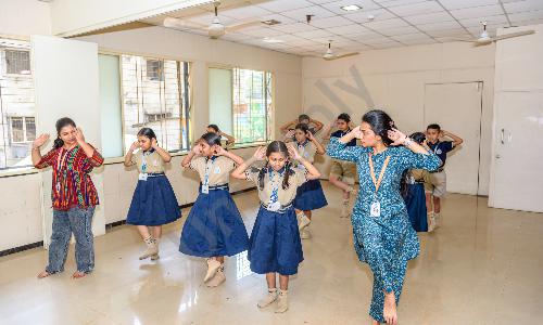 Children’s Academy, Bachani Nagar, Malad East, Mumbai 4