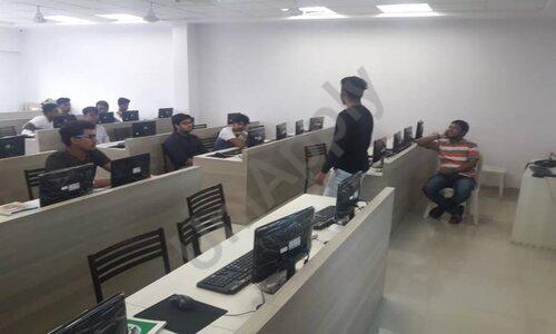 Oriental College Of Commerce And Management, Andheri West, Mumbai Computer Lab