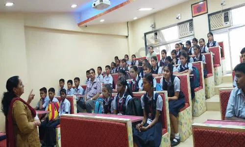 IES Raja Shivaji Vidyalaya, Dadar East, Mumbai Classroom