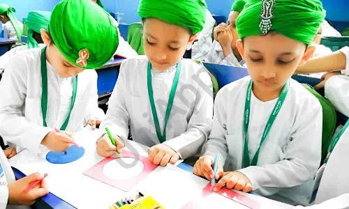 Dar-ul-Madinah Islamic English School-Boys' Campus, Masjid West, Kalbadevi, Mumbai Art and Craft