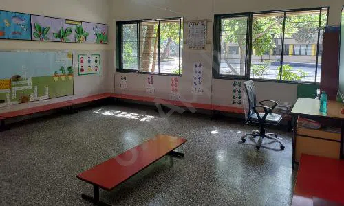 Malti Jayant Dalal School, Santacruz West, Mumbai Classroom 3