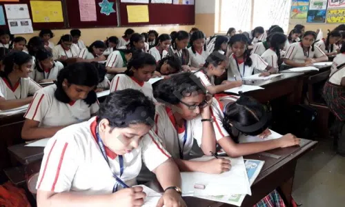 Auxilium Convent High School, Ram Nagar, Wadala West, Mumbai Classroom