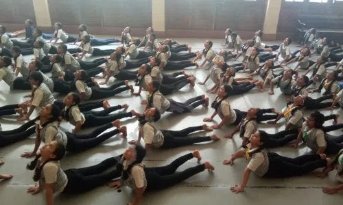 Bai B.S. Bengallee Girls' High School, Marine Lines, Mumbai Yoga