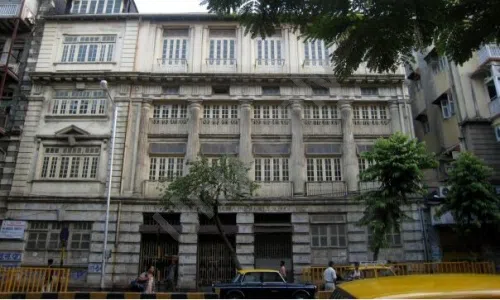 Bai M.N. Gamadia Girls' High School, Marine Lines, Mumbai School Building