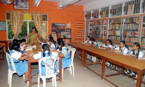 Bhavan's A. H. Wadia High School, Andheri West, Mumbai Library/Reading Room