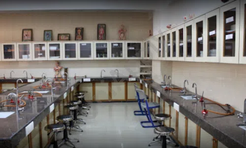 Billabong High International School, Malad West, Mumbai Science Lab 2