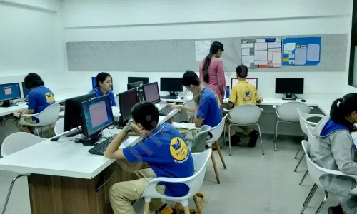 Billabong High International School, Santacruz West, Mumbai Computer Lab
