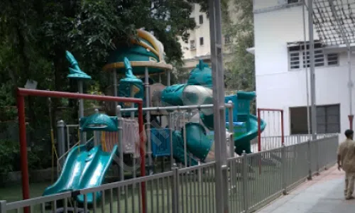 Chatrabhuj Narsee Memorial School (ICSE), Vile Parle West, Mumbai Playground