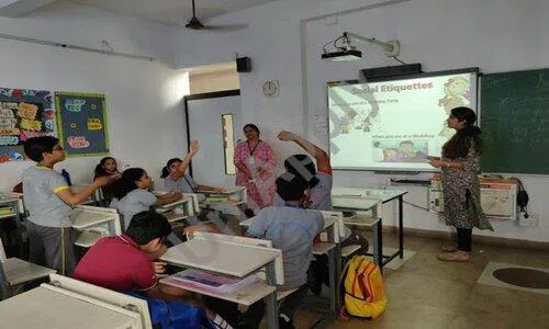 Veer Bhagat Singh International School, Malad West, Mumbai Classroom 1
