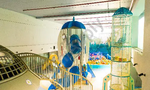 Stellar World School, Bandra West, Mumbai