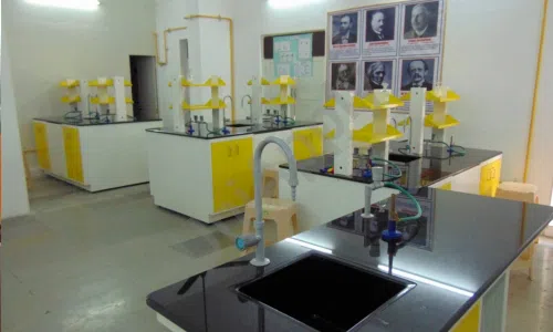 Daffodils High Public School, Bhandup West, Mumbai Science Lab 1