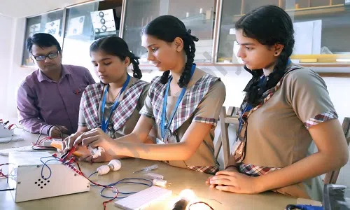 GES English Medium School, Jawahar Nagar, Goregaon West, Mumbai Robotics Lab