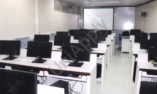 H.M. Ishaque School, Andheri West, Mumbai Computer Lab