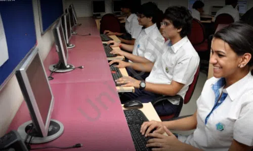 Jamnabai Narsee School, Vile Parle West, Mumbai Computer Lab