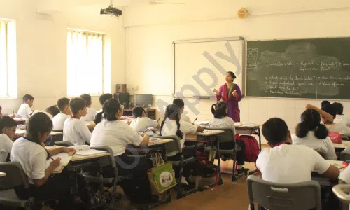 Jasudben M.L. School, Khar West, Mumbai Classroom 1