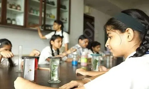 Kudilal Govindram Seksaria English School, Malad West, Mumbai Science Lab