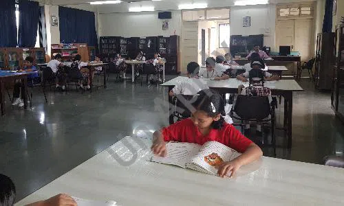 Divine Child Senior Secondary School, Andheri East, Mumbai Library/Reading Room