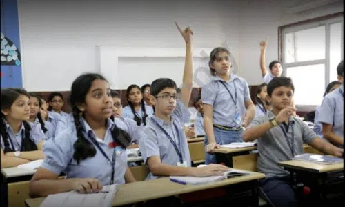 Lilavatibai Podar High School, Santacruz West, Mumbai Classroom 3