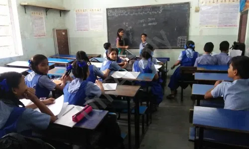 Maheshwari Vidyalaya And Junior College, Maneklal Estate, Ghatkopar West, Mumbai Classroom