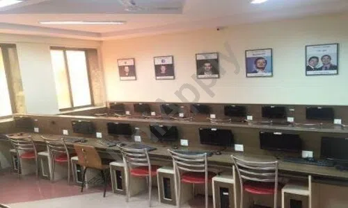 Mumbai High World School, Borivali West, Mumbai Computer Lab