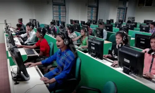 National Kannada Education Society High School, Wadala West, Mumbai Computer Lab