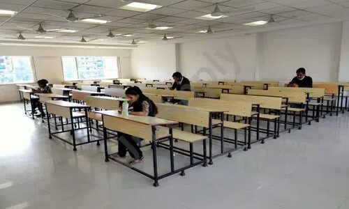 Oriental College Of Commerce And Management, Andheri West, Mumbai Classroom