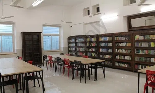 Ramnivas Ruia Junior College, Matunga East, Mumbai Library/Reading Room