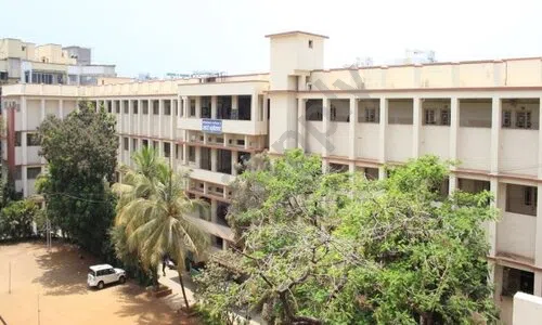 Sathaye College, Vile Parle East, Mumbai School Building