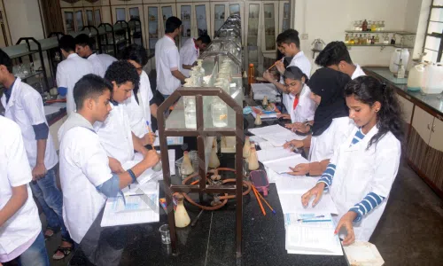 Shardashram Vidyamandir International School, Dadar West, Mumbai Science Lab 1