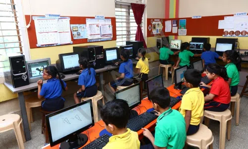 Shree Chandulal Nanavati Vinaymandir School, Suresh Colony, Vile Parle West, Mumbai Computer Lab