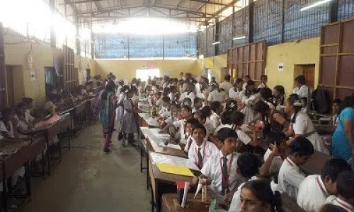 Shree Geeta Vidyalaya, Shivaji Nagar, Govandi West, Mumbai Classroom