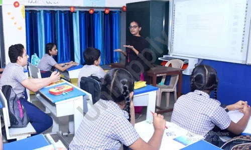 Shri Harshad C. Valia International School, D.N.Nagar, Andheri West, Mumbai Smart Classes