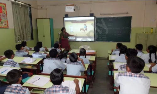 Shri S.K.I. Jain High School, Marine Lines, Mumbai Classroom