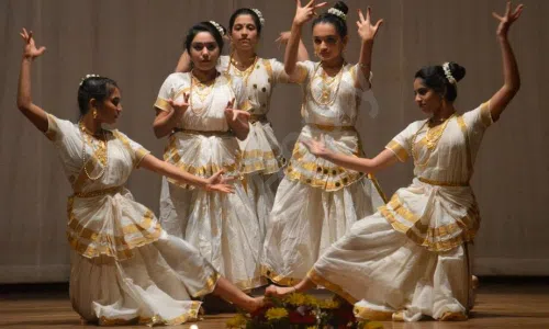 Singapore International School, Dahisar East, Mumbai Dance