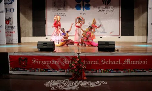 Singapore International School, Dahisar East, Mumbai Dance 1